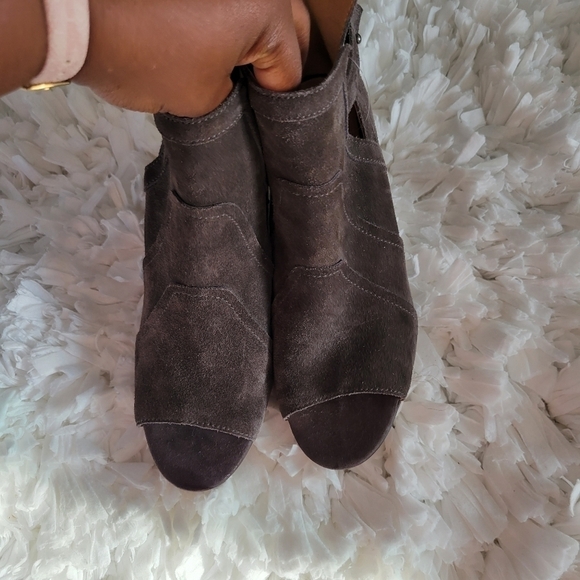 Joe's open toe booties - Picture 9 of 10